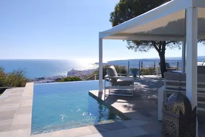 Image de Sitges Spaces Sea View Villa-6 chamb/5 bains/2 piscines/Vue sur la mer /12 pers.