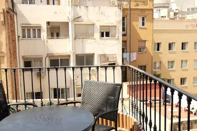 Image de Bel appartement avec terrasse dans le centre