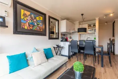 Image de Mignon et confortable jusqu'à 6 personnes, à la porte, tout simplement parfait