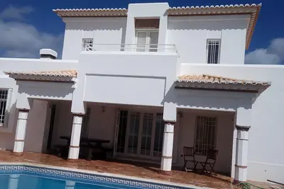 Image de V4 détaché avec piscine Albufeira