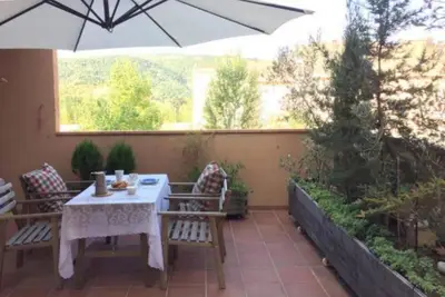 Apt. Avec terrasse / jardin de 40m2 à Ainsa Pyrénées