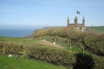 Image de Vues incroyables sur la mer; cadre remarquable dans un endroit côtier spectaculaire. 2 chambres