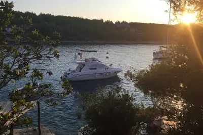 Vacances sur le yacht à moteur \"Eufemia\", un Sealine Fly33.