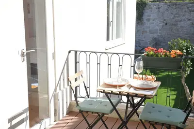 Image de Arty Appartement - Appartement avec terrasse dans le centre de Port