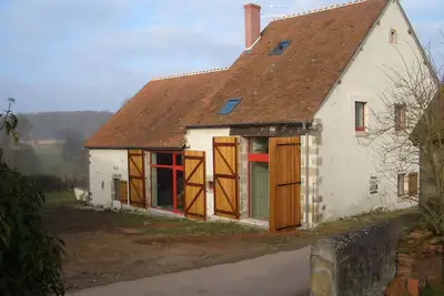 Image de Belle et grande grange aménagée pour le confort de 12 personnes.