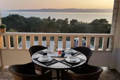Appartement 2 + 2 avec vue sur la mer