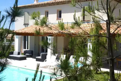 Image de Villa de charme - Vue sur Golf - Domaine du Golf de Pont Royal