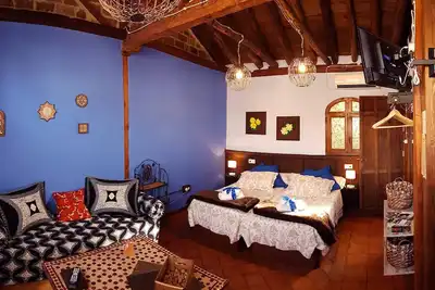 Image de ÉTUDE En Plein Centre De Grenade IDÉAL Pour Les Couples