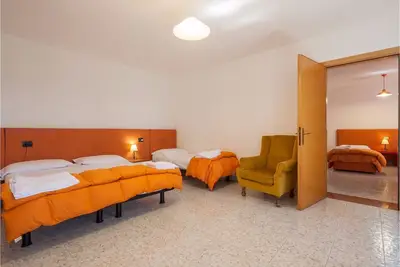 Image de une ancienne auberge qui est un monument italien. . . environ 200 ans « 1 Triple »