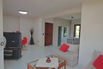 Image de Appartement ensoleillé près de Sounion!