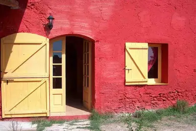 Image de Belle maison pour 5 personnes avec jardin.