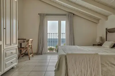 Maisonnette 3 Chambres avec Vue sur Mer et Vue sur la Piscine