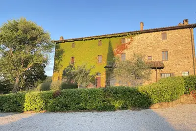 Image de 16c Ferme, vues panoramiques, piscine privée