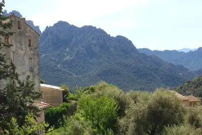 Image de Vaste appartement dans demeure de caractère à Vico