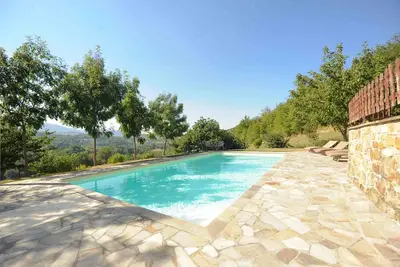 Image de Ferme avec piscine privée et vue imprenable sur les Monts Sibyllins