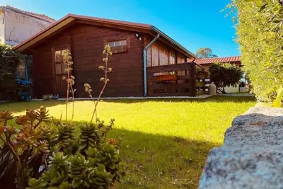 Image de Villelay - Maison 4 avec deux chambres à coucher, salle de bain et kitchenette et air conditionné.