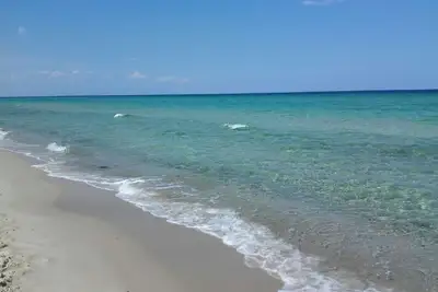 Image de Appartement à Chott Meriem idéal pour des vacances à la mer en famille