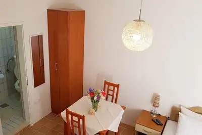 Image de Studio romantique avec balcon et vue sur le jardin