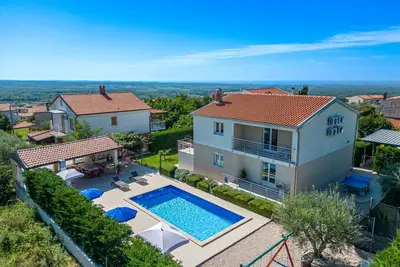 Image de Nouveau villa 4 chambres Renata près de Porec