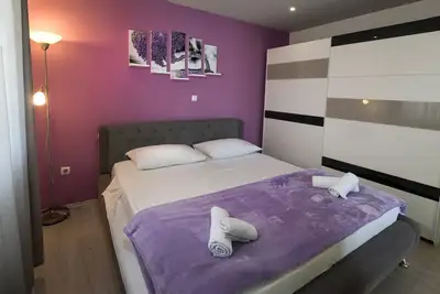 Image de Nouvel appartement de 2 chambres avec jacuzzi extérieur