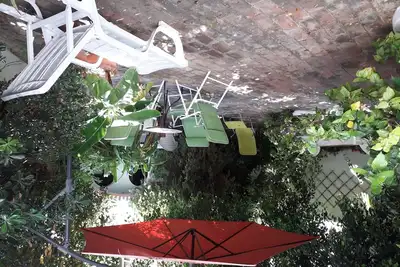 Image de Studio Arco avec grande cour dans le centre historique de Tavira.