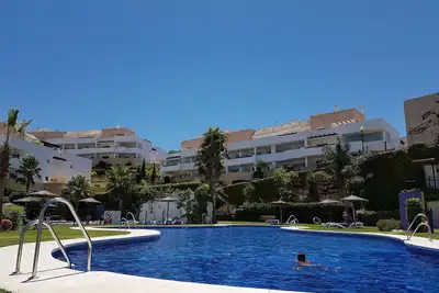 Image de Appartement de trois chambres spacieux et bien aménagé, cadre pittoresque à proximité de terrains de golf