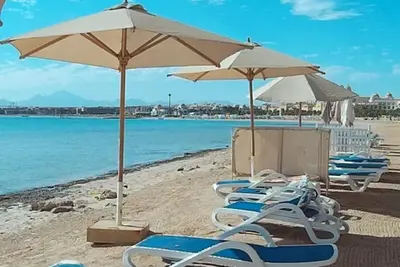 Image de Appartement en front de mer avec vue sur la mer Ă Sahl Hasheesh, Hurghada,