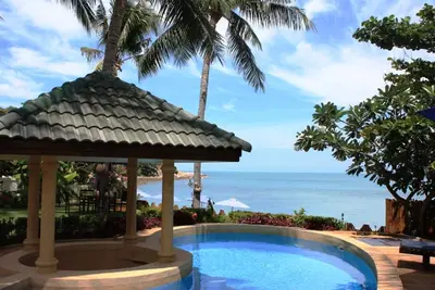 Image de Villa en front de mer avec piscine privée et 5 chambres avec vue imprenable sur le complexe