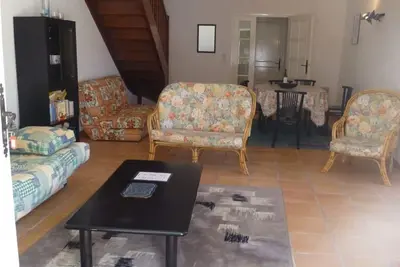 Image de La Grange - Belle ferme en pierre restaurée dans un hameau français isolé