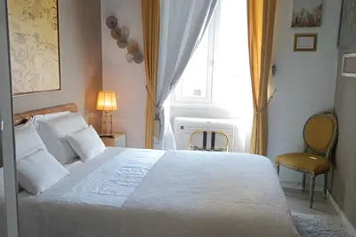 Image de lucas vartican hospitality