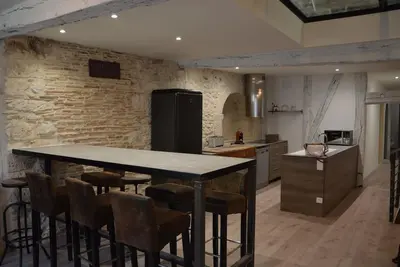 Image de Ô Coeur d'Issigeac, loft spacieux du XVème siècle.