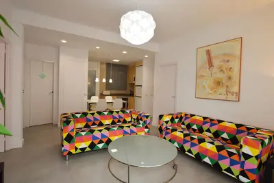 Image de Grande Famille Dans Le Centre Sitges