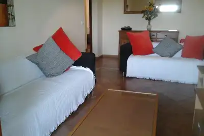 Image de Bel appartement de 3 chambres avec WiFi donnant sur la piscine