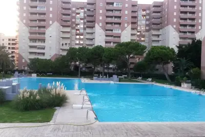 Image de Appartement, à 200 mètres de la plage, avec grande piscine