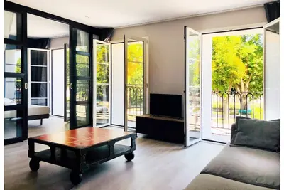 Image de Loft à 100 mètres de La Catedral. Stationnement facile. Wifi