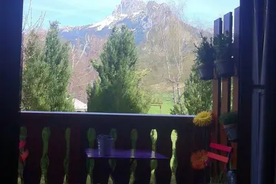 Image de Appartement 2** montagne et ski Wifi avec balcon vue montagne et nature. <br>