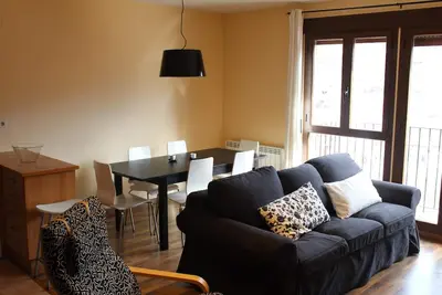 Fabuleux appartement à Camarena de la Sierra. Station de ski Javalambre Aramón
