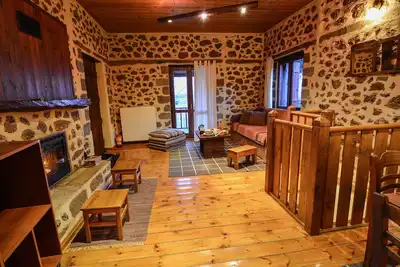 Image de Irida, maison en pierre traditionnelle de deux chambres