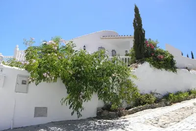 Image de Maison fantastique et calme avec vue sur le lac de La Viñuela.