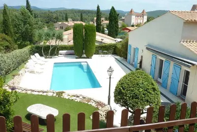 Image de Villa provençale, 1hr de l'aéroport de Nice, piscine, 5 mins à pied du village