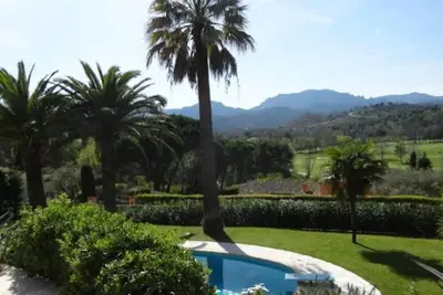 Image de Face A L'Esterel F3 Duplex Climatise Dans Villa De Caractere piscine6 Km Cannes