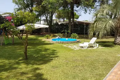 Image de Villa avec piscine dans un grand parc face Ă la mer entre Terracina et San Felice Circeo