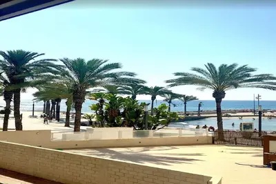Bel Appartement En Face De La Mer MÉDITERRANÉE