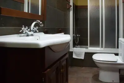 Image de Appartement pour 2 adultes et 1 enfant