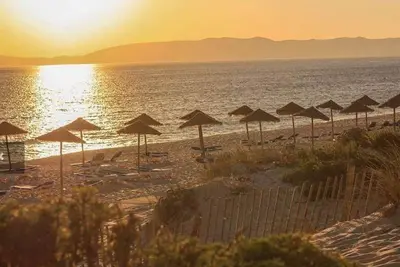 Image de Maison des Dunes sur la plage de l'Atlantique avec jardin et piscine - dans le quartier calme de Troia
