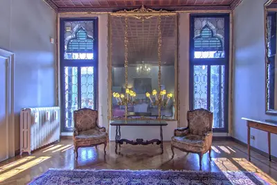Image de appartement delicius avec 9 fenêtres donnant sur le Grand Canal, palais historique