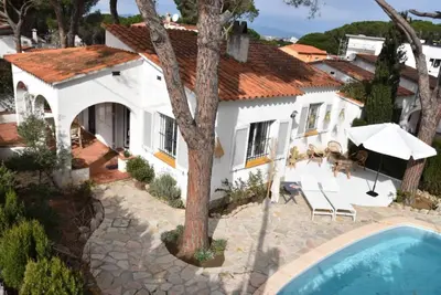 Image de Maison pour 6 personnes avec piscine privée  à l'Escala