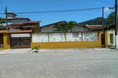 Image de Praia Grande Ubatuba - belle maison 5 chambres 3 suites de 100 mètres de la plage