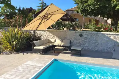 Image de Proche Monbazillac gîte de charme parc de 3ha piscine chauffée grange