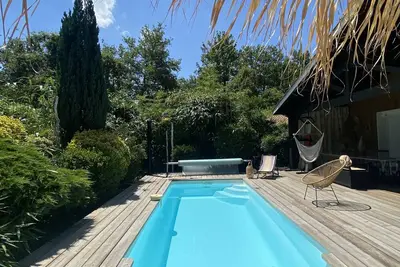 Image de Maison piscine Chauffée et Spa sur Bassin d'Arcachon  entre Mer et Forêt